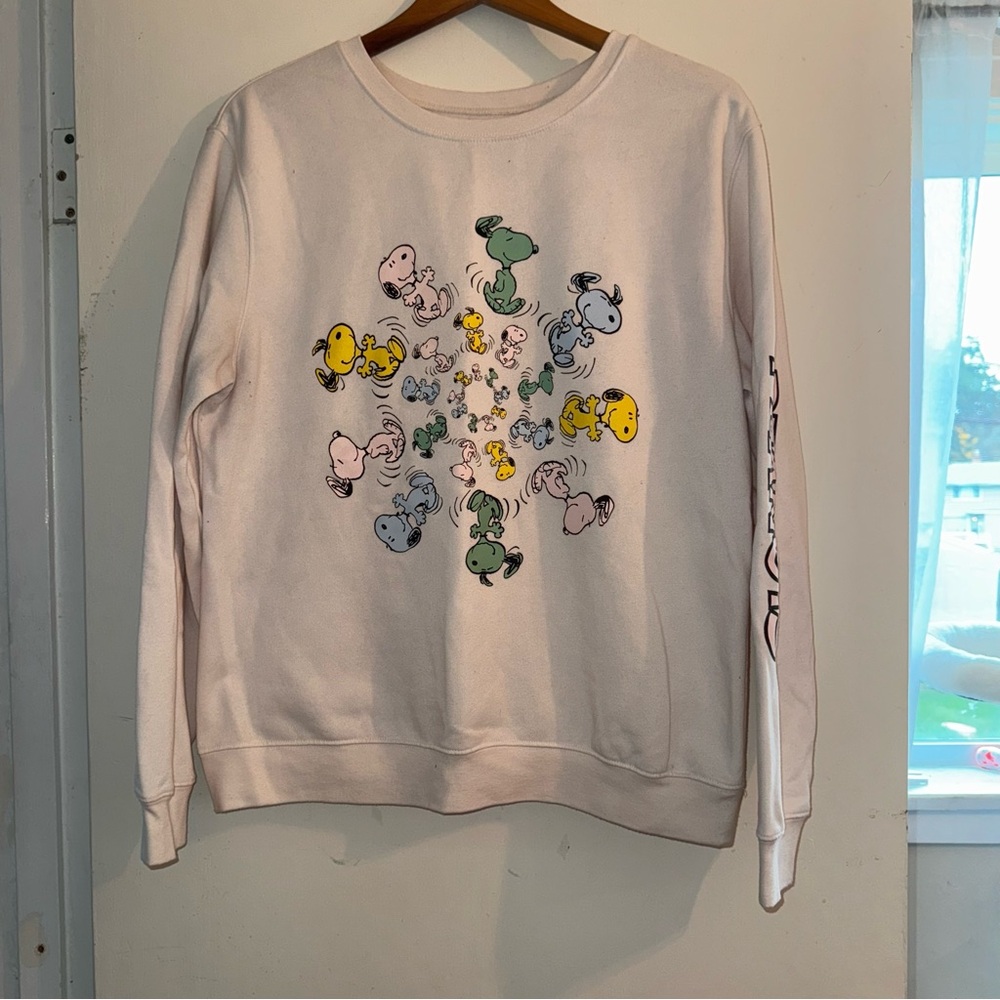 Love Tribe Creamy Pink Snoopy Peanuts Crewneck